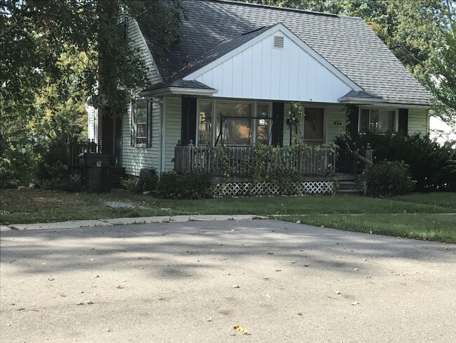 Building Photo - 934 Hadden Ave