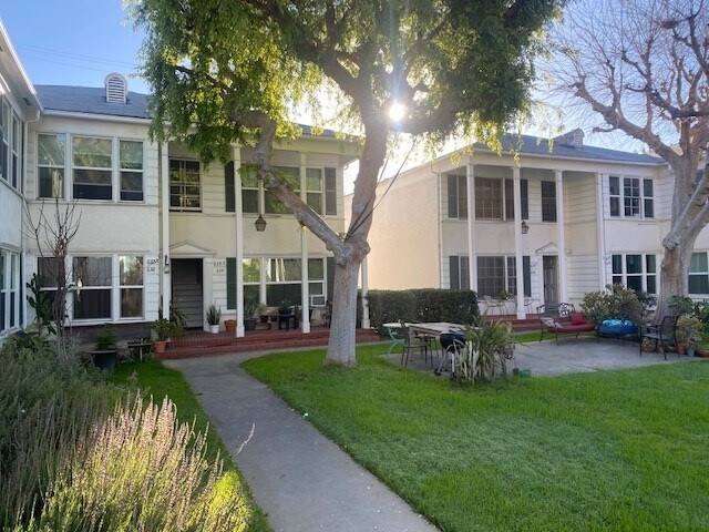 Building Photo - 628 Orange Grove Ave