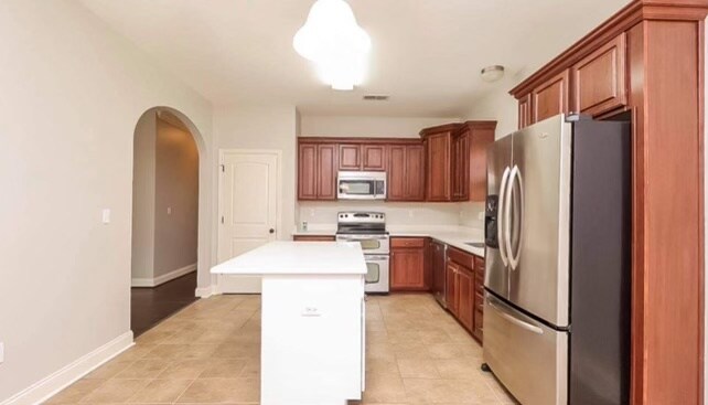 Building Photo - 1017 Parkers Cove