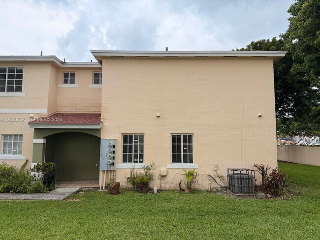 Foto del edificio - 18774 SW 100th Ave
