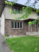 Building Photo - 2070 English St
