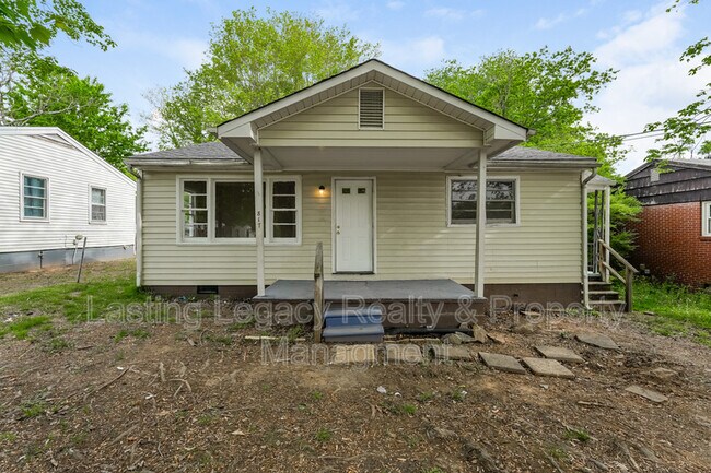 Photo - 817 Elon St House