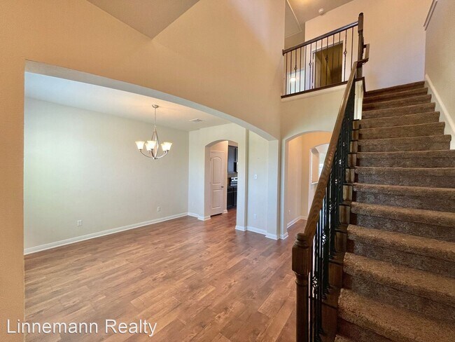 Building Photo - 4 br, 2.5 bath House - 4714 Farrell Lane