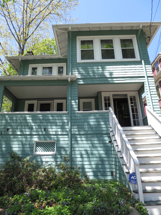 Primary Photo - 63 Liberty Ave
