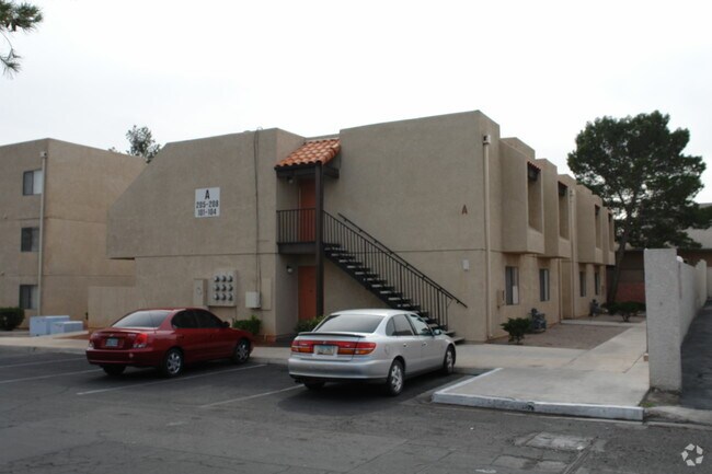 Foto del edificio - Casa Tiempo Apartments