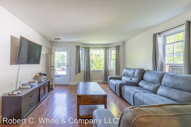 Building Photo - 3 br, 1.5 bath House - 6 Pheasant Hill Drive