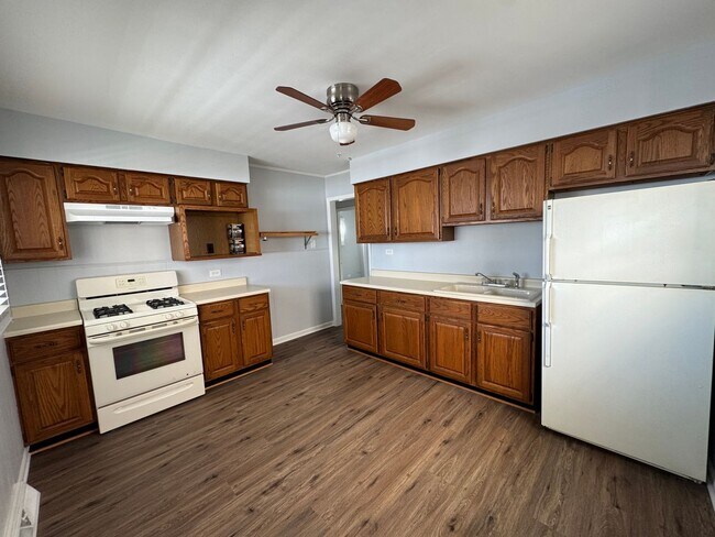 Foto del edificio - 4429 N Neenah Ave
