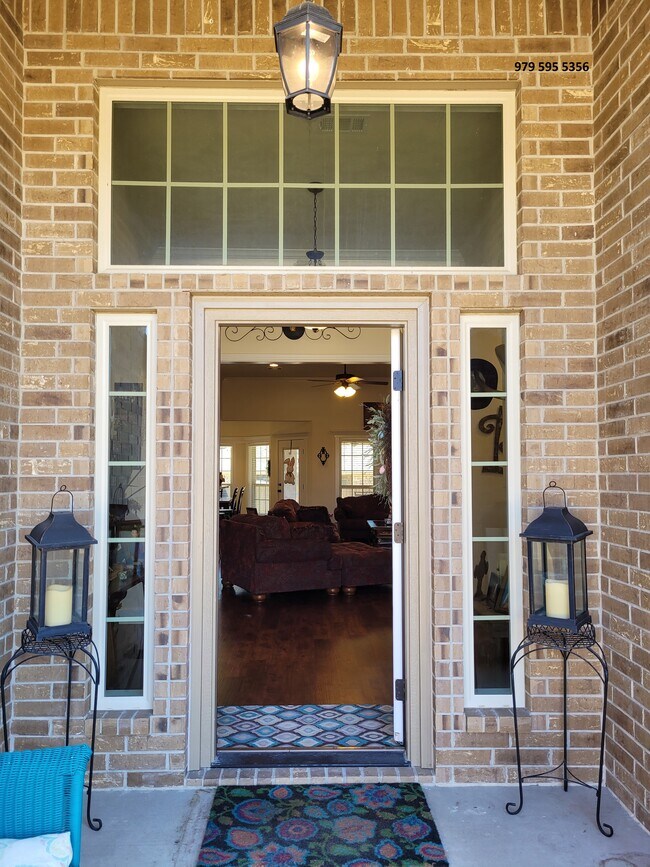Foto del edificio - 1204 Robinsville Ct