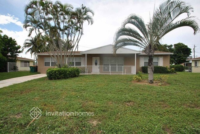 Building Photo - 2038 7th Ct S