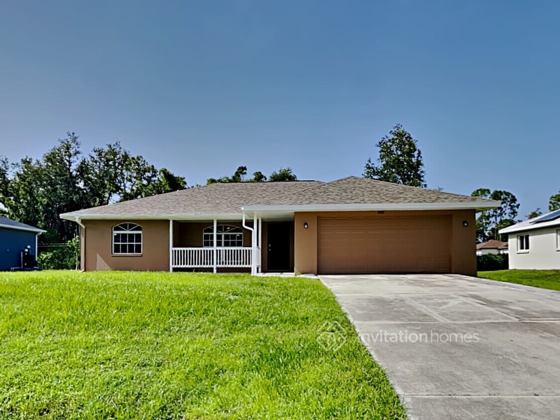 Primary Photo - 4409 Palisades Ave