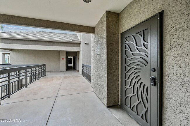 Foto del edificio - 435 W Rio Salado Pkwy