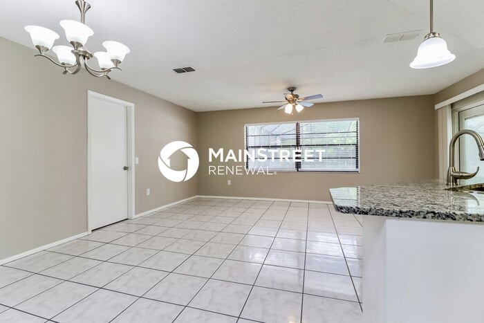 Primary Photo - 3 Bedroom Pet-Friendly Home in Spring Hill...