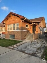 Building Photo - 1431 N Menard Ave