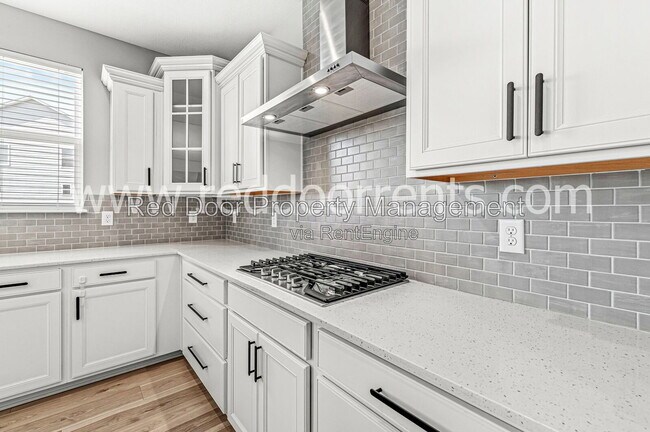 Building Photo - 15648 W Rail Dr