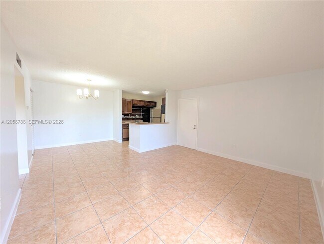 Building Photo - 10765 SW 108th Ave