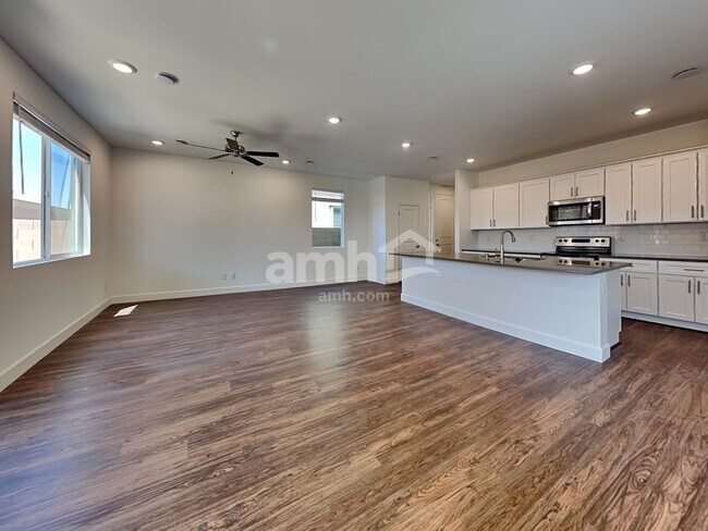 Foto del edificio - 9171 Ribbon Mdw Ct