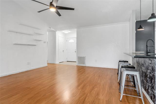 Foto del edificio - 1600 Fieldstone Ct
