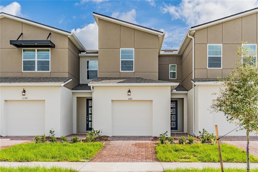 Foto principal - 1155 Boardwalk Place