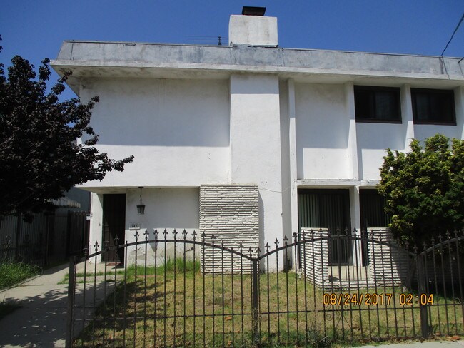 Fachada del edificio - 145 W Hillcrest Blvd