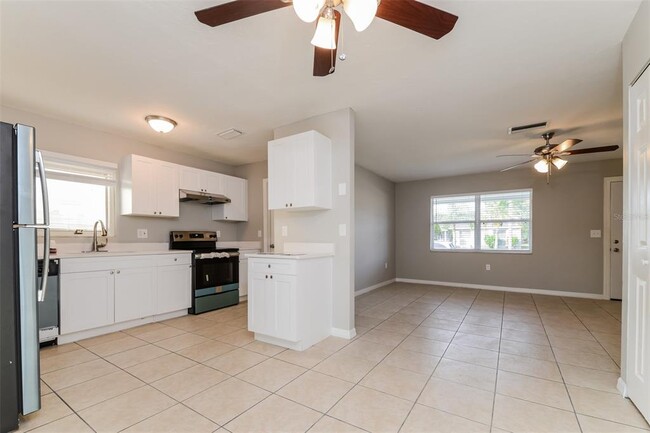 Foto del edificio - 3607 27th Ave W