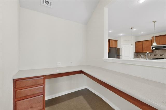 Building Photo - 709 Windward Dr