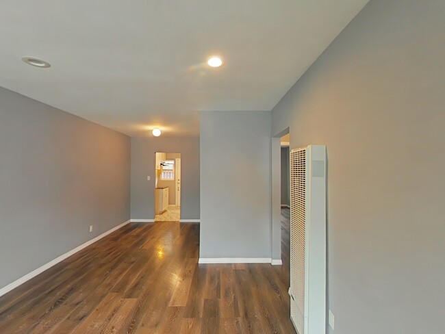 Building Photo - 1272 Genevieve Street