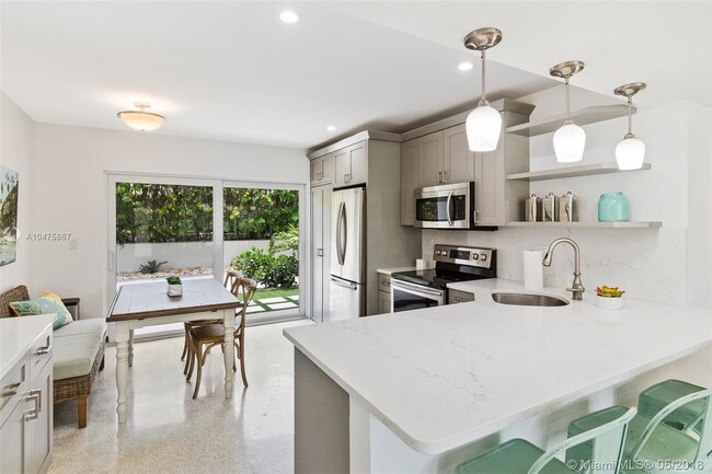 Building Photo - 380 Celestial Way