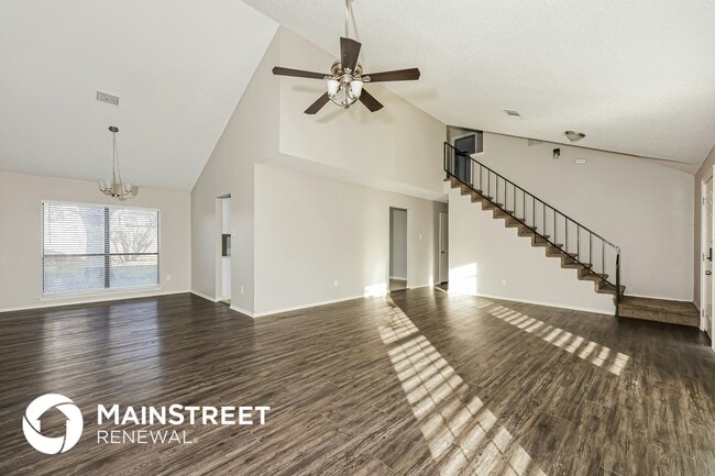 Building Photo - 309 Deacon Dr