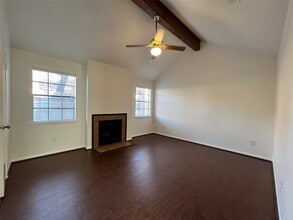 Building Photo - 9901 Sharpcrest St