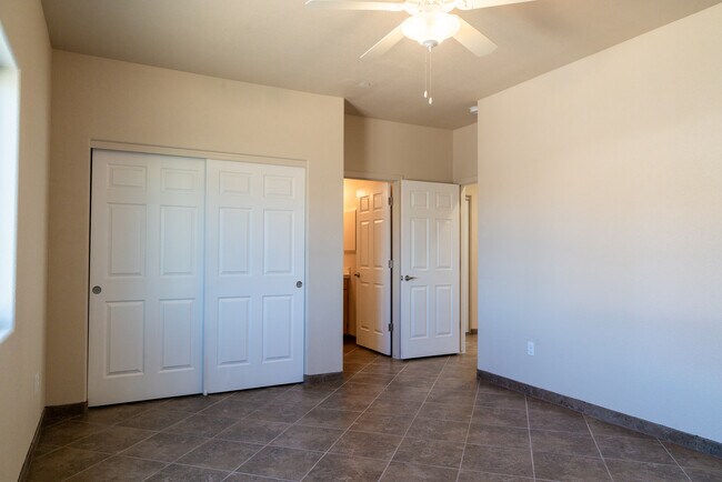 Foto del edificio - 2878 Jamaica Blvd S