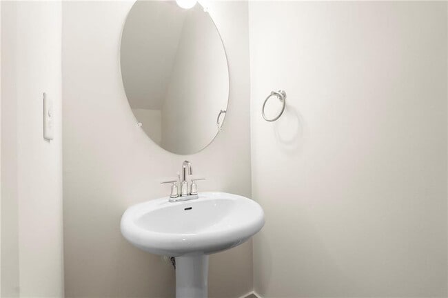 Foto del edificio - 1833 Edgehill Dr