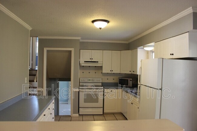 Foto del edificio - 4805 Oak Park Rd