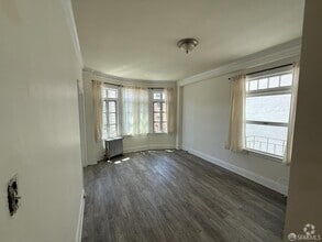 Building Photo - 810 Hyde St