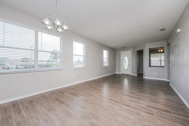 Building Photo - 3537 Harlequin Dr