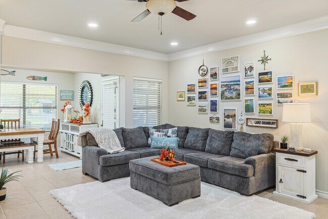 Building Photo - 3708 Lake Vista Ct
