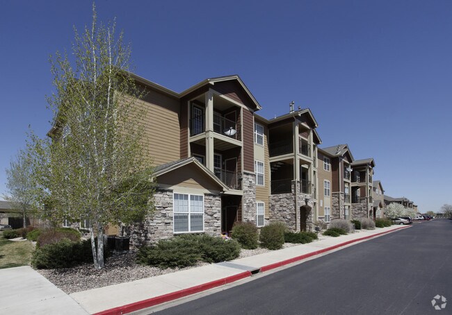 Foto del edificio - West Park Village Apartments