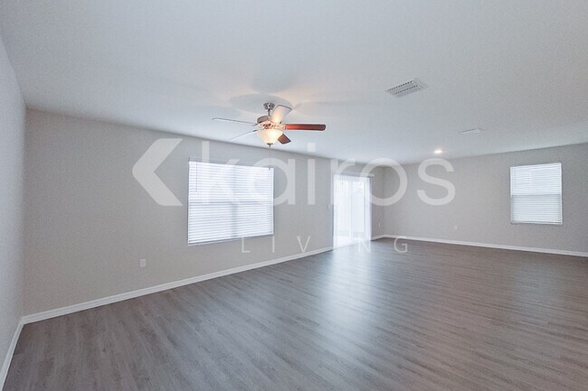 Foto del edificio - 8650 SW 44th Ct