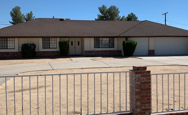 Building Photo - 14957 Mandan Rd
