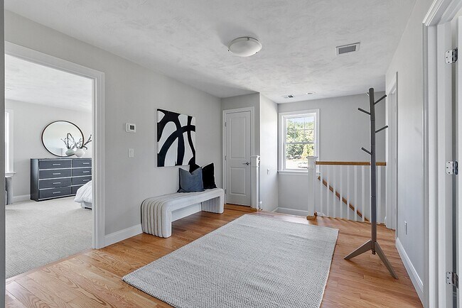 Foto del edificio - 4 Pebble Cir