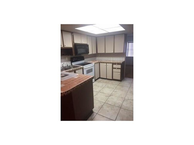 Foto del edificio - 80 Pleasant Hill Ln