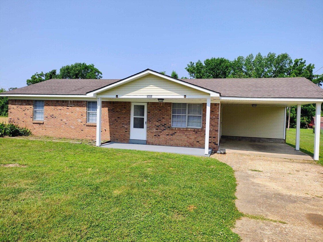 Primary Photo - 2441 Dolan Rd