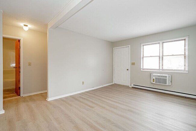 Foto del edificio - 207 N Madison Rd