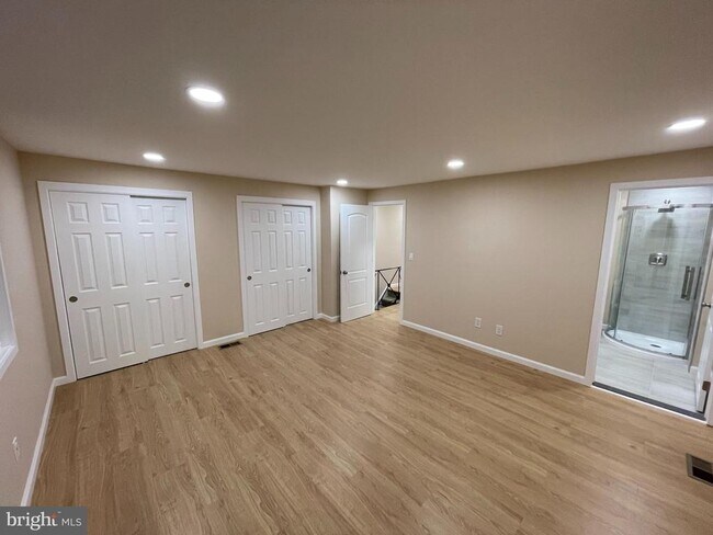 Building Photo - 10924 Modena Pl