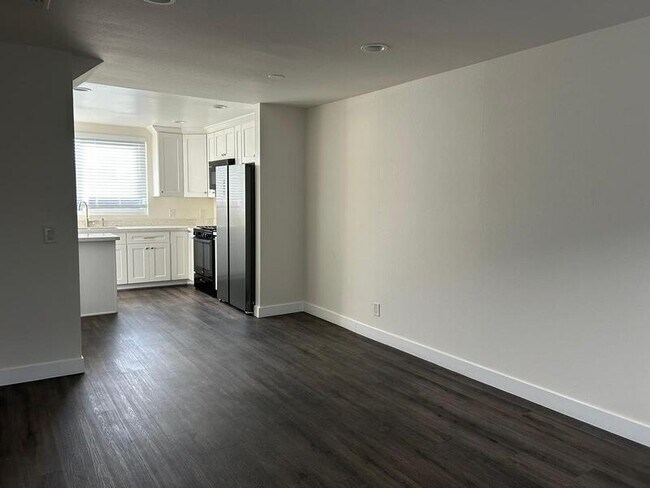 Foto del edificio - 619 S Kingsley Dr