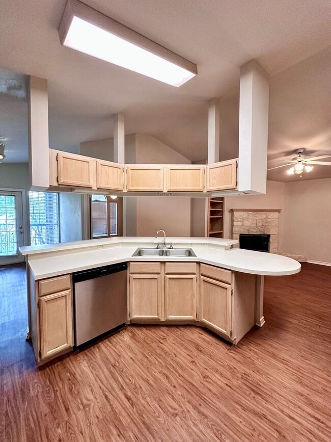 Building Photo - 6804 N Capital of Texas Hwy