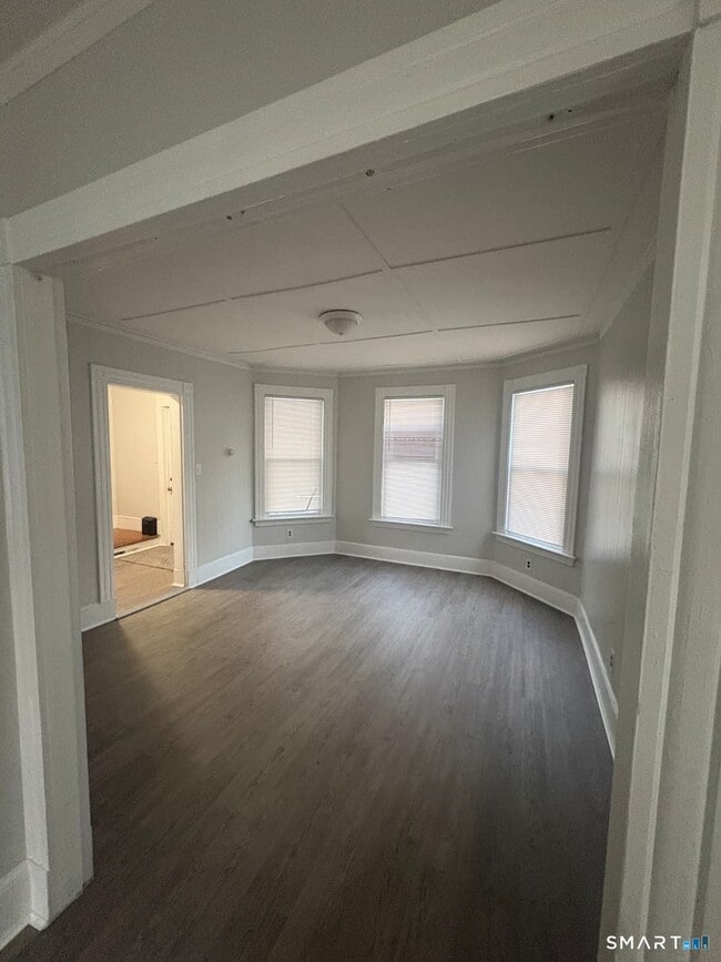 Building Photo - 56 Dorman St