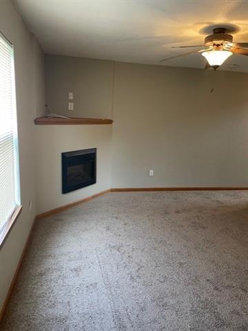 Foto del edificio - 1619 NW Garrett Dr