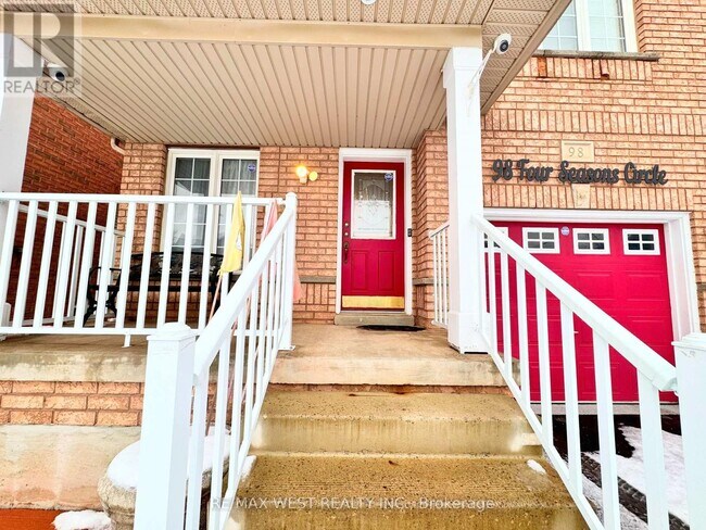 Building Photo - 98 Four Seasons Cir