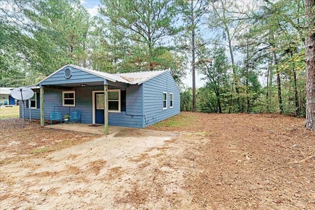 Building Photo - 230 Private Rd 7422