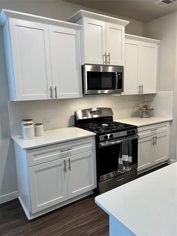 Foto del edificio - 1416 Wolfberry Ln